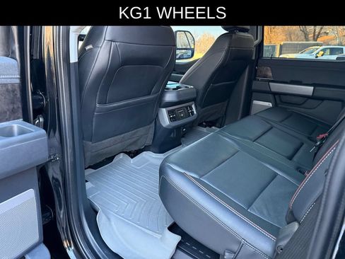 Used 2023 Ford F250 Lariat w/ Chrome Package AWD/4WD image 28