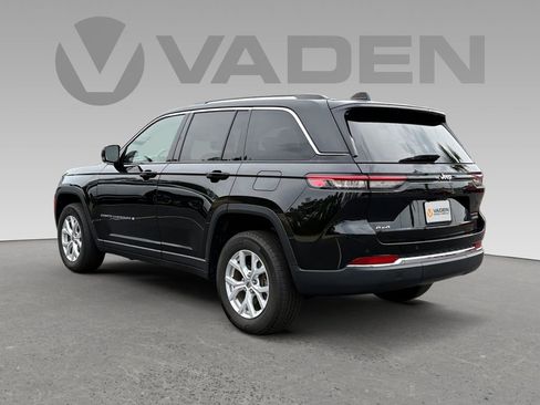 Used 2023 Jeep Grand Cherokee Limited AWD/4WD image 22