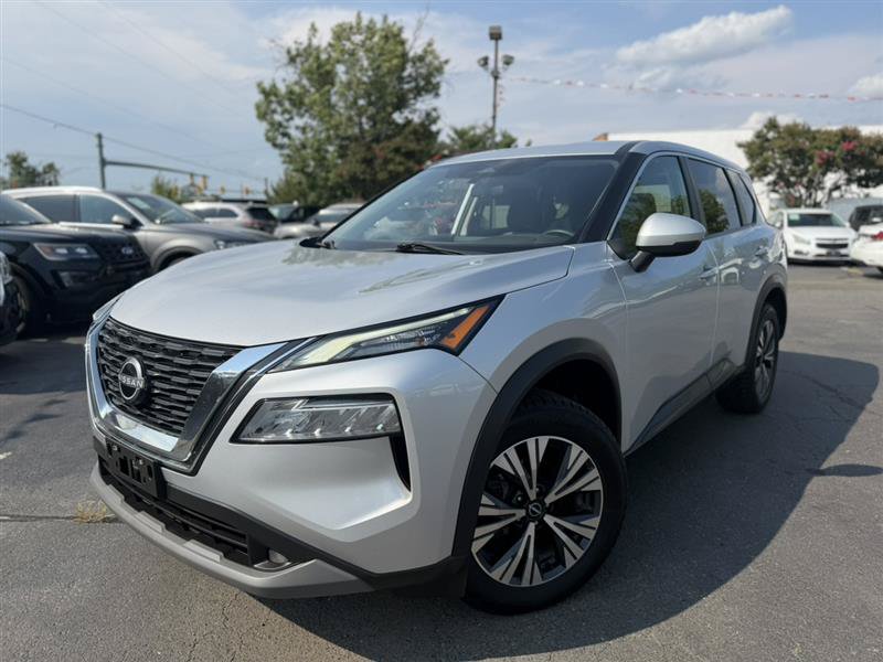 Used 2022 Nissan Rogue SV FWD image 3