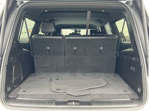 Used 2024 Jeep Wagoneer L Series II w/ Flexible Seating Group image 33