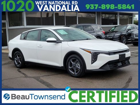 Used 2025 Kia K4 FWD image 1
