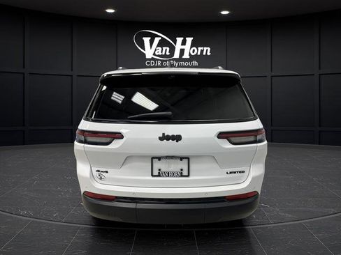 Used 2025 Jeep Grand Cherokee L Limited w/ Luxury Tech Group II image 14