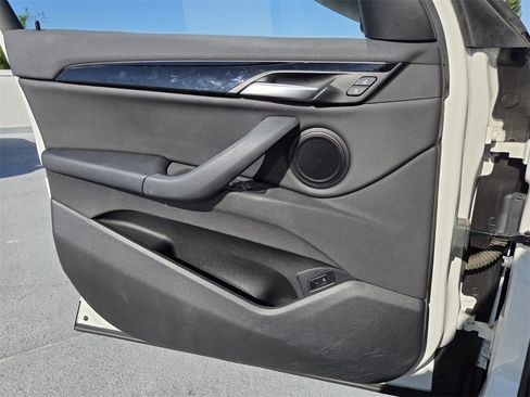 Certified 2022 BMW X1 sDrive28i w/ Premium Package image 22