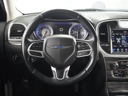 Used 2018 Chrysler 300 Touring w/ Sport Appearance Package RWD image 13
