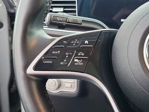 Used 2025 Mercedes-Benz GLE 350 4MATIC image 8