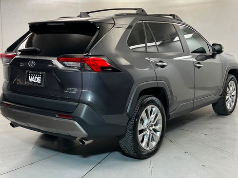 Used 2022 Toyota RAV4 Limited AWD/4WD image 6