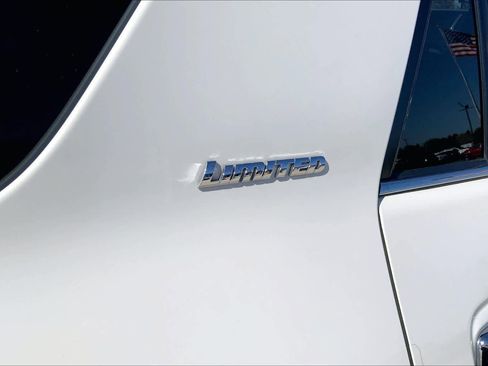 Used 2021 Toyota 4Runner Limited image 10