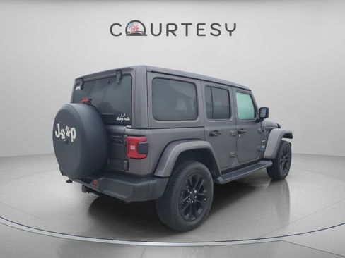 Used 2021 Jeep Wrangler Unlimited Sahara w/ Cold Weather Group image 4