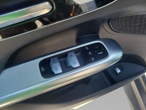 Certified 2026 Mercedes-Benz GLC 300 image 12