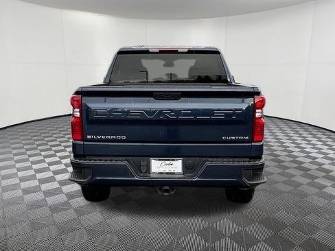 Used 2022 Chevrolet Silverado 1500 Custom image 5
