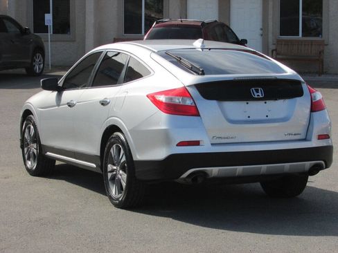 Used 2015 Honda Crosstour EX-L image 9