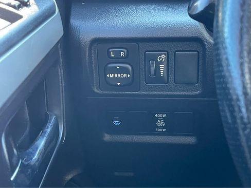 Used 2014 Toyota 4Runner SR5 image 16