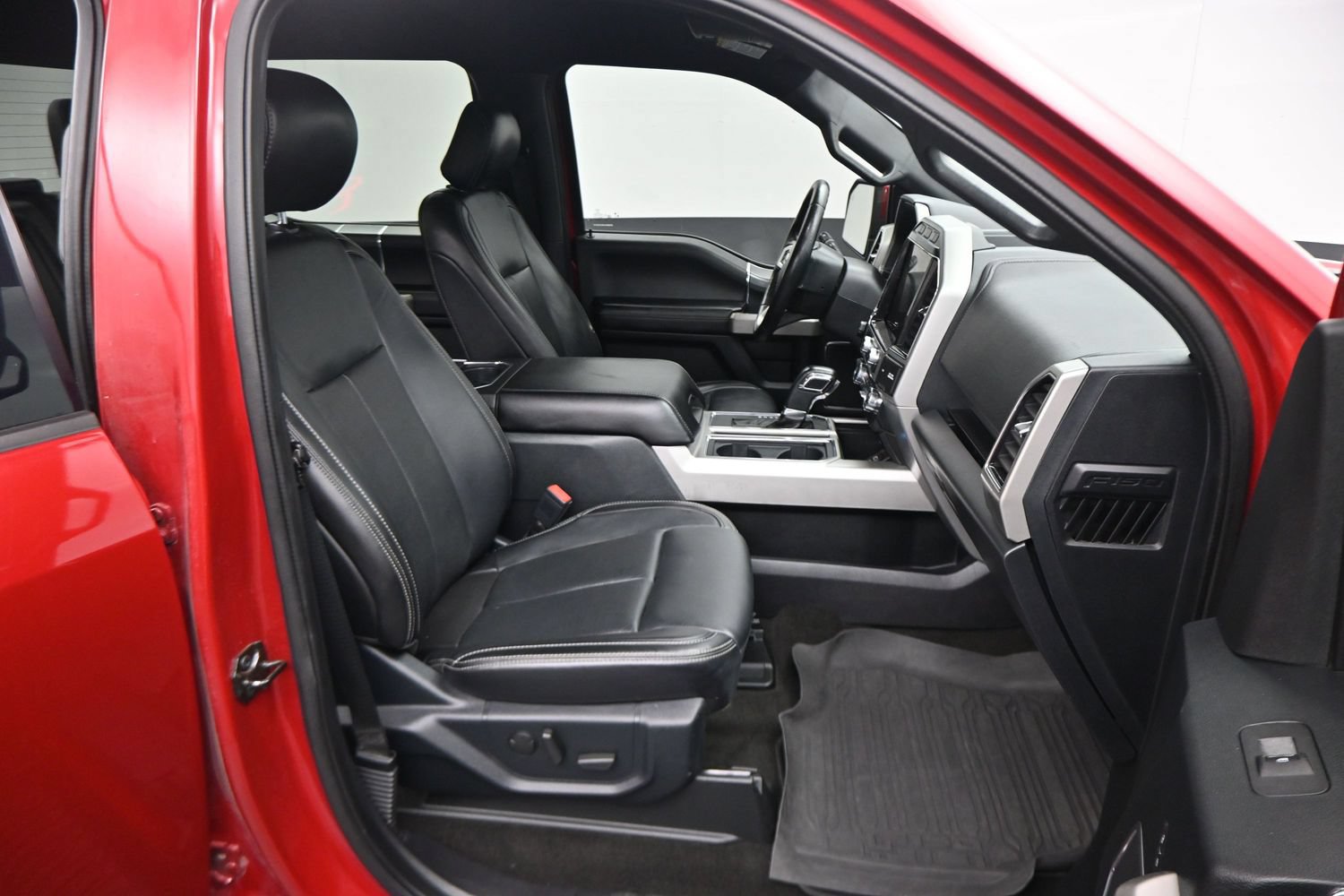 Used 2020 Ford F150 Lariat AWD/4WD image 22