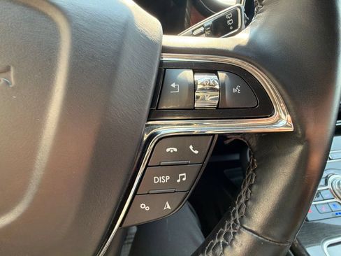 Used 2023 Lincoln Nautilus Reserve w/ Equipment Group 202A AWD/4WD image 18