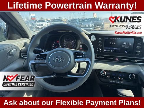 Used 2022 Hyundai Elantra SEL FWD image 38