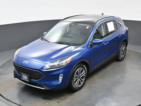 Used 2022 Ford Escape SEL w/ Technology Package image 34