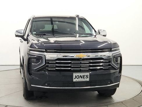 Used 2025 Chevrolet Tahoe Premier image 2
