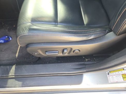 Used 2017 Toyota Highlander XLE image 8