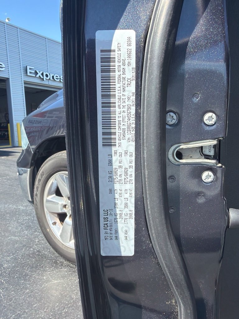 Used 2017 RAM 1500 Big Horn RWD image 5