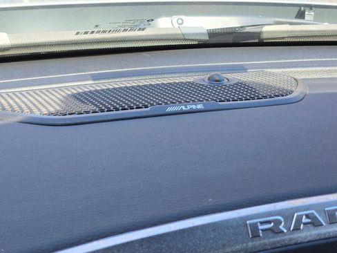 Used 2024 RAM 2500 Laramie image 33