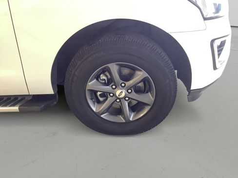 Used 2021 Ford Expedition Limited AWD/4WD image 10