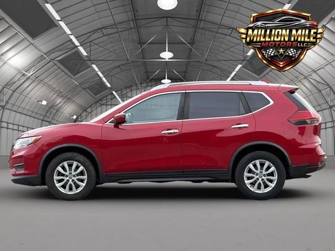 Used 2017 Nissan Rogue SV AWD/4WD image 8