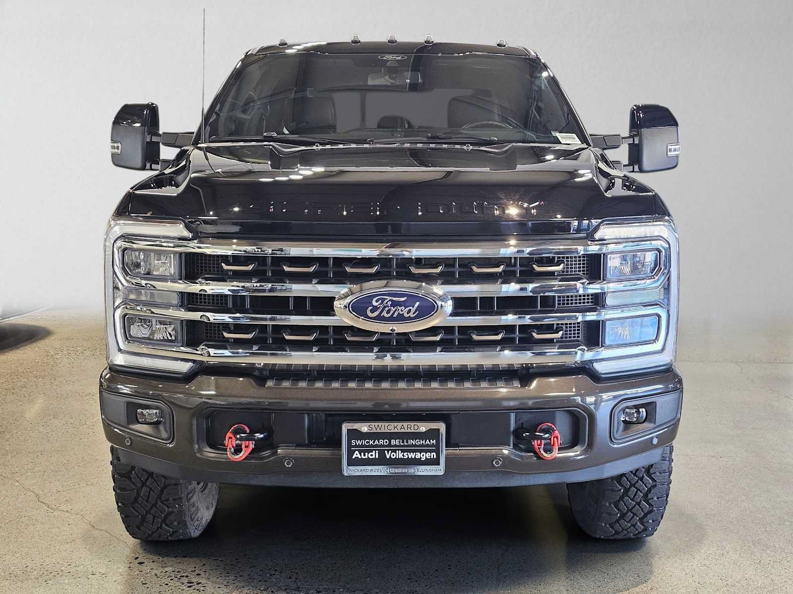 Used 2025 Ford F350 King Ranch w/ Tremor Off-Road Package AWD/4WD image 8