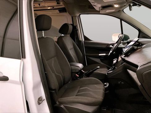 Used 2017 Ford Transit Connect XLT FWD image 7