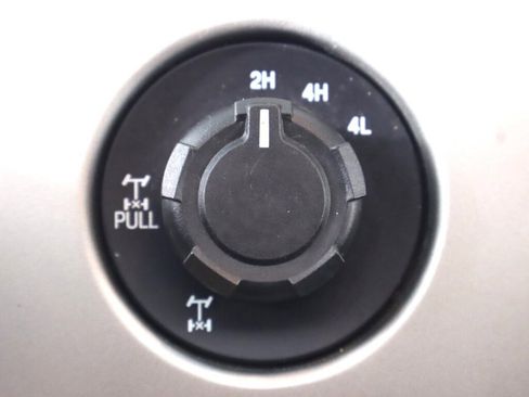 Used 2014 Ford F150 FX4 w/ Equipment Group 402A Luxury image 21