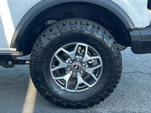 Used 2025 Ford Bronco Badlands AWD/4WD image 7