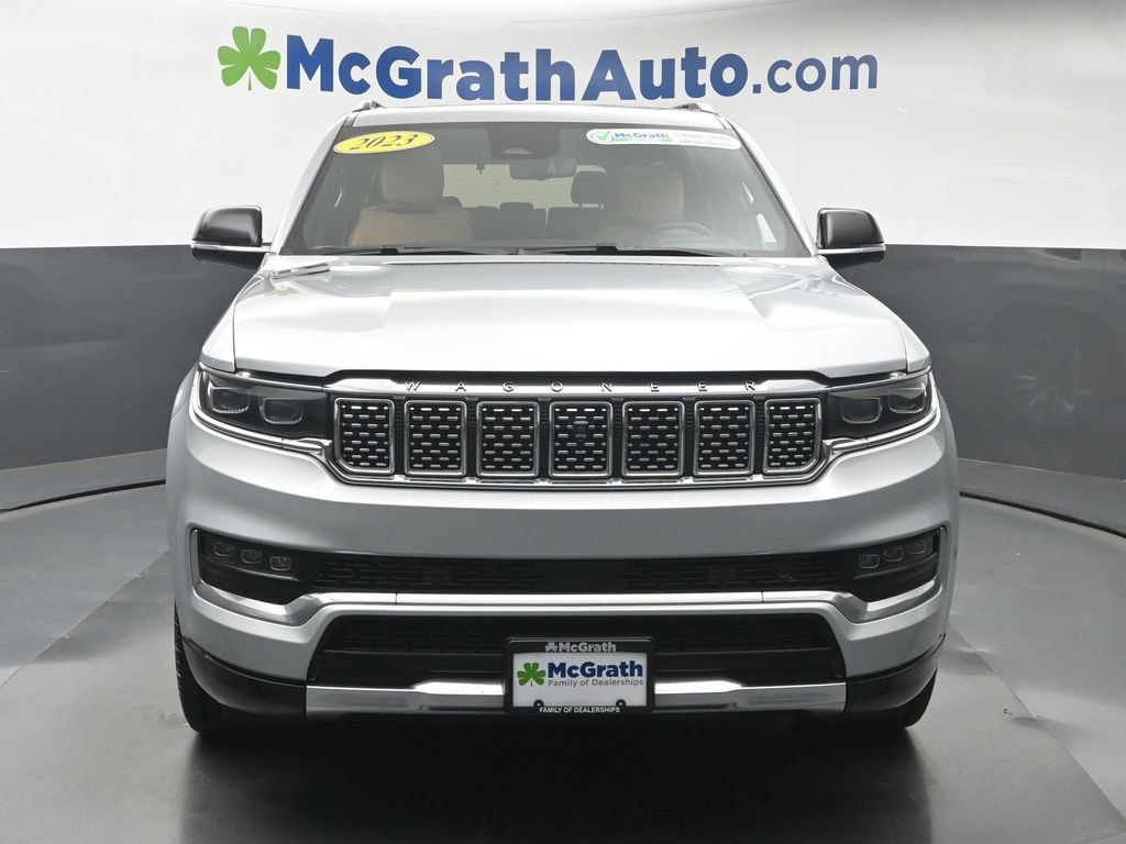 Used 2023 Jeep Grand Wagoneer Series III AWD/4WD image 6