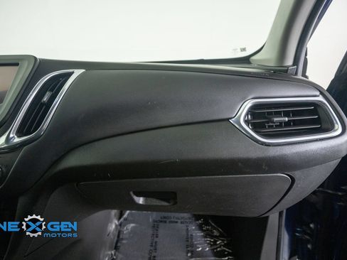 Used 2021 Chevrolet Equinox LT FWD image 40