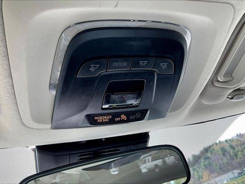 Used 2024 Toyota Corolla LE FWD image 31