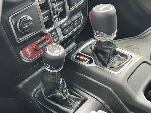 New 2026 Jeep Wrangler Unlimited Rubicon AWD/4WD image 38