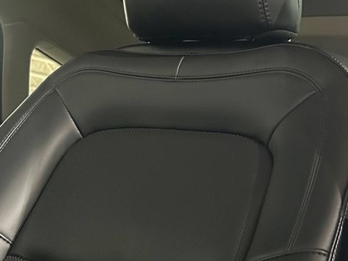 Used 2024 Lincoln Corsair AWD w/ Equipment Group 101A image 43