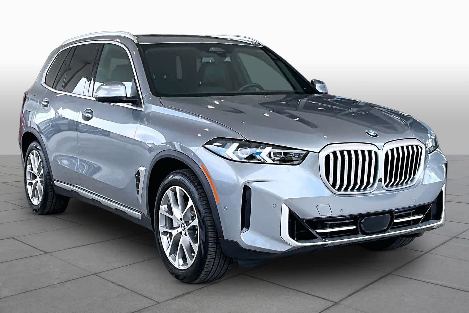 Used 2026 BMW X5 sDrive40i RWD image 2