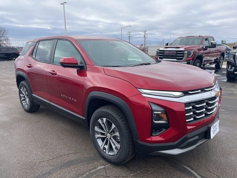 New 2026 Chevrolet Equinox LT w/ Convenience Package II image 3