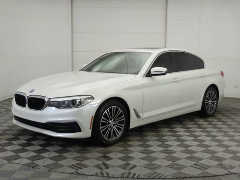 Used 2019 BMW 530i xDrive 530i xDrive w/ Convenience Package image 1