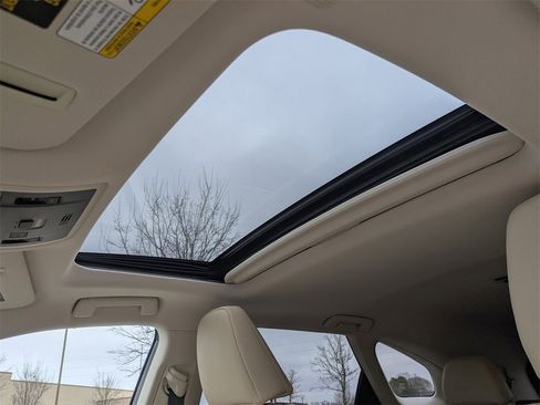 Used 2018 Lexus RX 350L AWD image 20