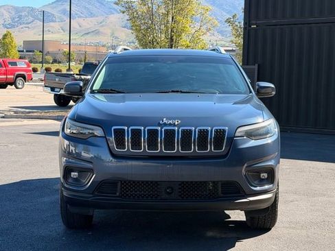 Used 2021 Jeep Cherokee Latitude Lux w/ Trailer Tow Group AWD/4WD image 2