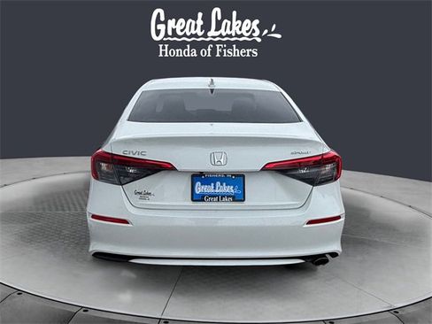 Used 2023 Honda Civic Sport image 4