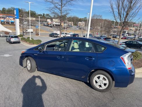 Used 2011 Toyota Prius Five image 7