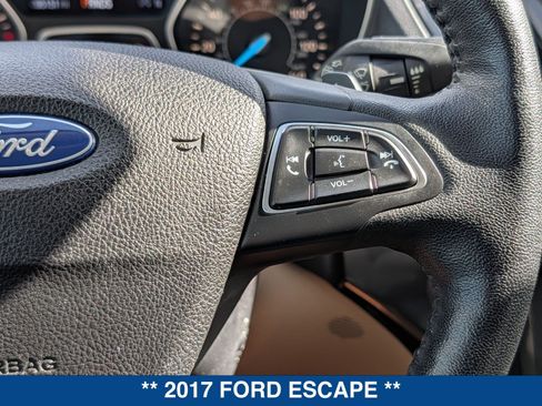 Used 2017 Ford Escape Titanium FWD image 27