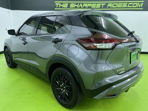 Used 2023 Nissan Kicks S FWD image 7