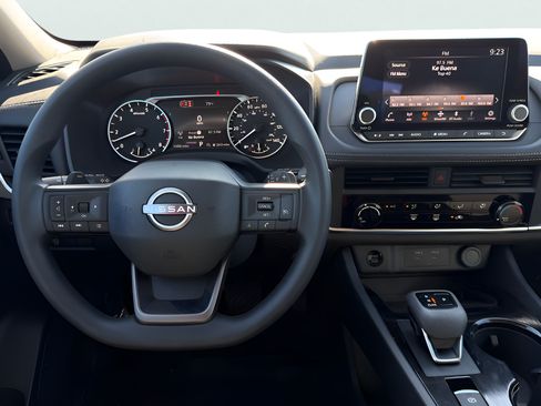 Used 2026 Nissan Rogue S FWD image 25