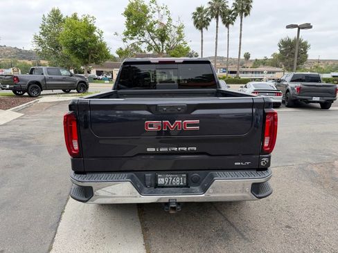 Used 2022 GMC Sierra 1500 SLT w/ SLT Premium Plus Package RWD image 10