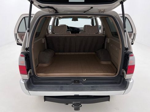 Used 2000 Toyota 4Runner SR5 image 23