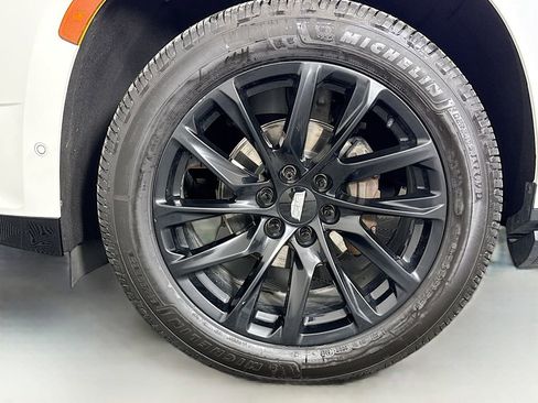 Used 2022 Cadillac Escalade ESV Sport Platinum w/ LPO, ONYX Package image 33