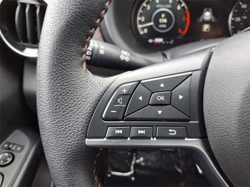 Used 2024 Nissan Kicks SR w/ SR Premium Package image 12