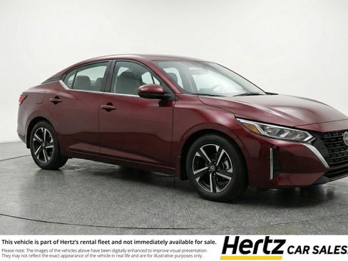 Used 2025 Nissan Sentra SV image 1